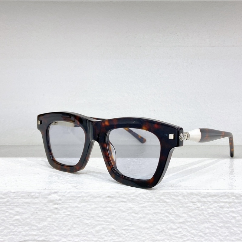 Street Fashion Germany - Moda calle mujeres hombres gafas de