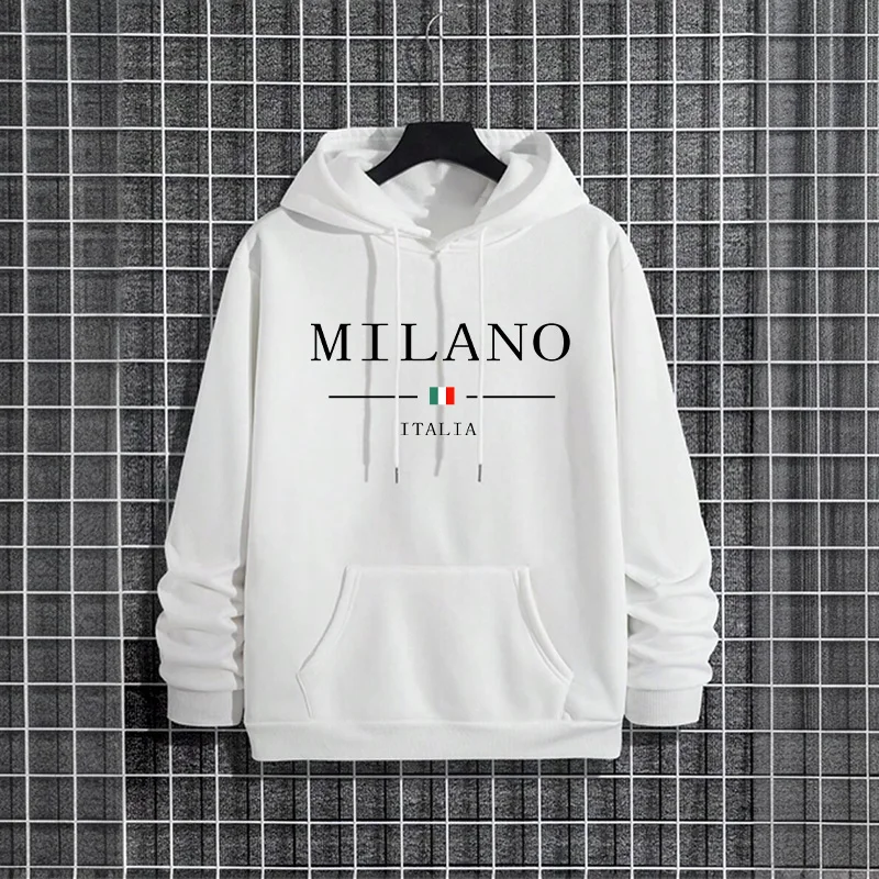Street Fashion Of Milan - Sudaderas con capucha de moda italiana