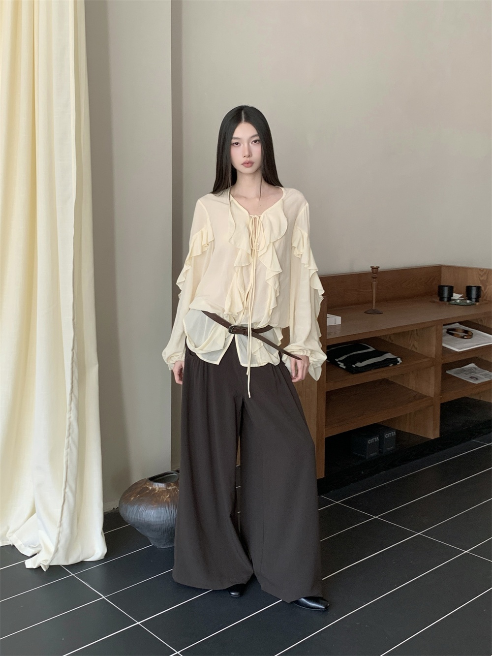 CHEERART, blusa con volantes y - Street Fashion Fall 2025 reseña y precio