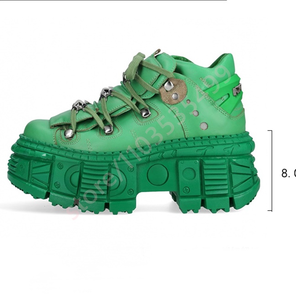 Botas cortas Y2K con remaches  - Street Fashion Y2K reseña y precio
