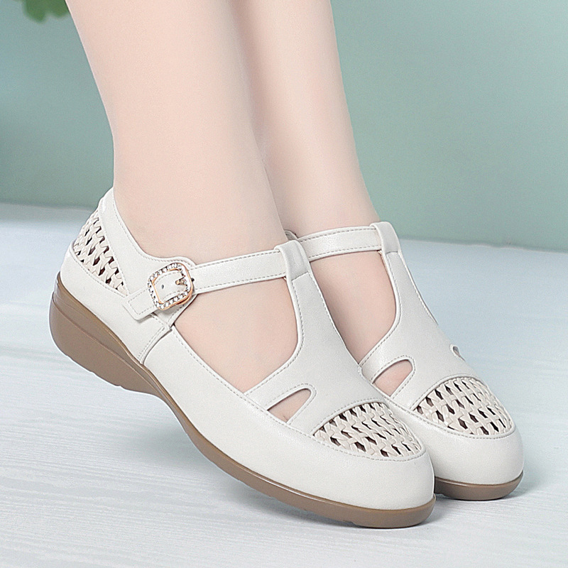 Nuevas Sandalias Planas de Cue - Street Fashion Plus Size reseña y precio