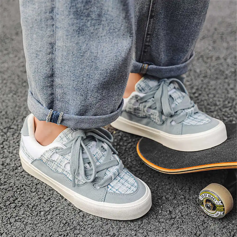Con cordones, zapatos escolare - Street Fashion Vietnam reseña y precio